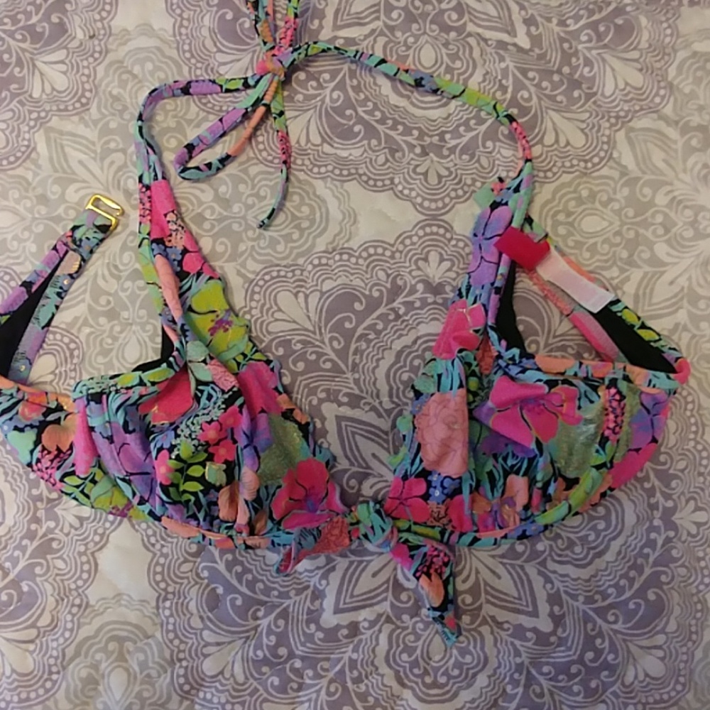 VS Bikini Top